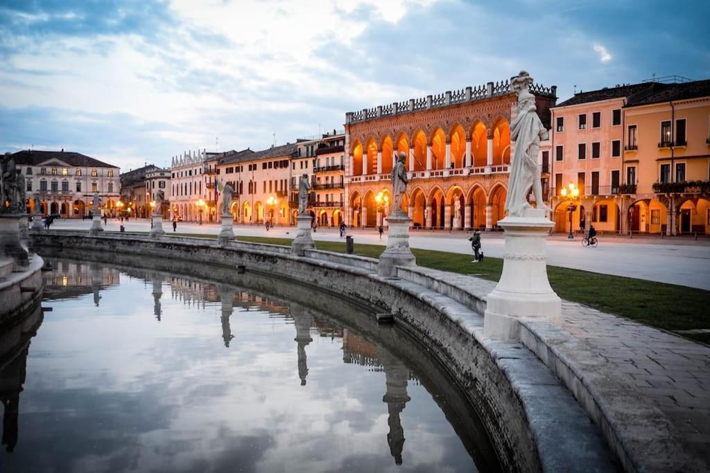 15 Min Padova Appartamento Moderno Travato Legnaro Buitenkant foto